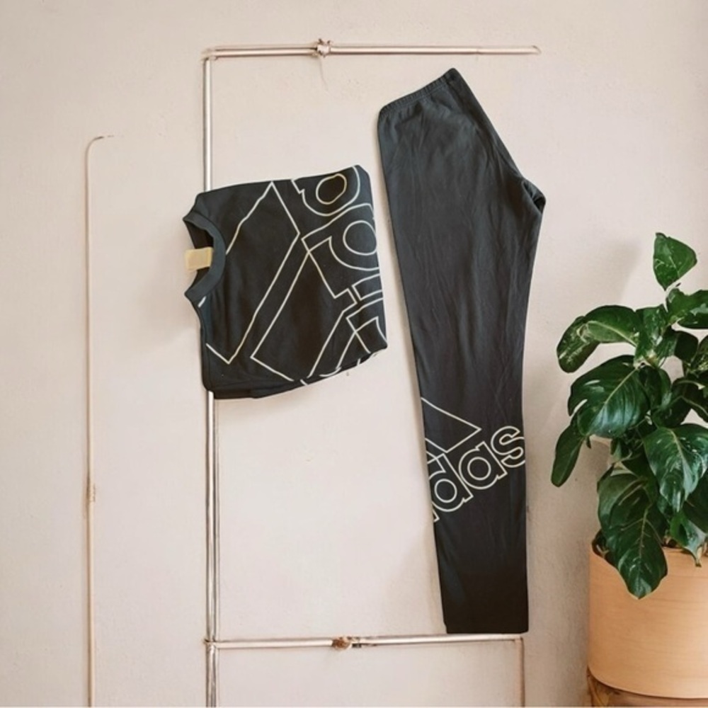 Adidas Black Hoodie and Leggings Set 2 Piece Athletic Sportswear Tracksuit